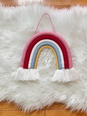 🌈Darling rope rainbow wall hanging!